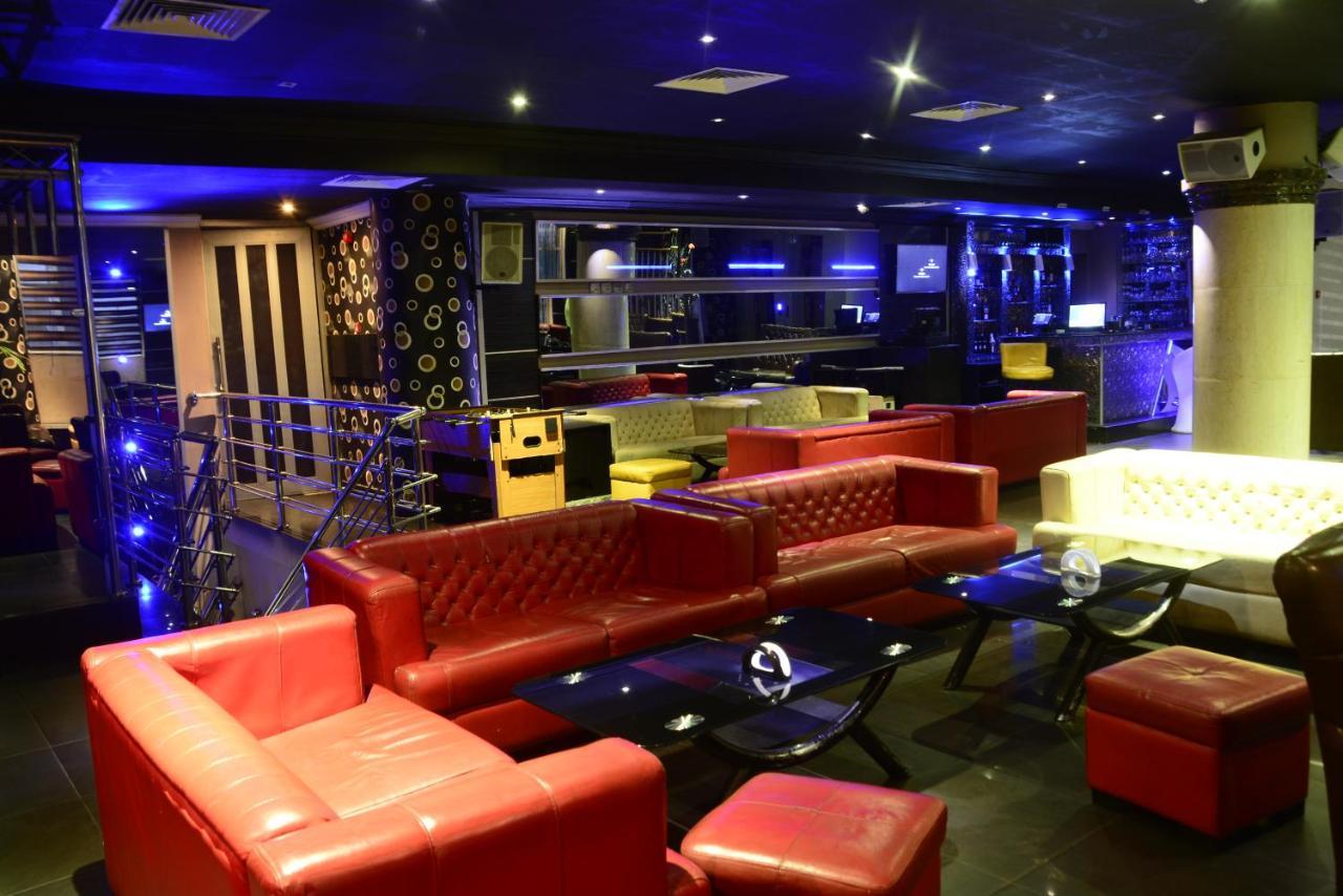 Caesar'S Luxury Hotel Lekki Esterno foto
