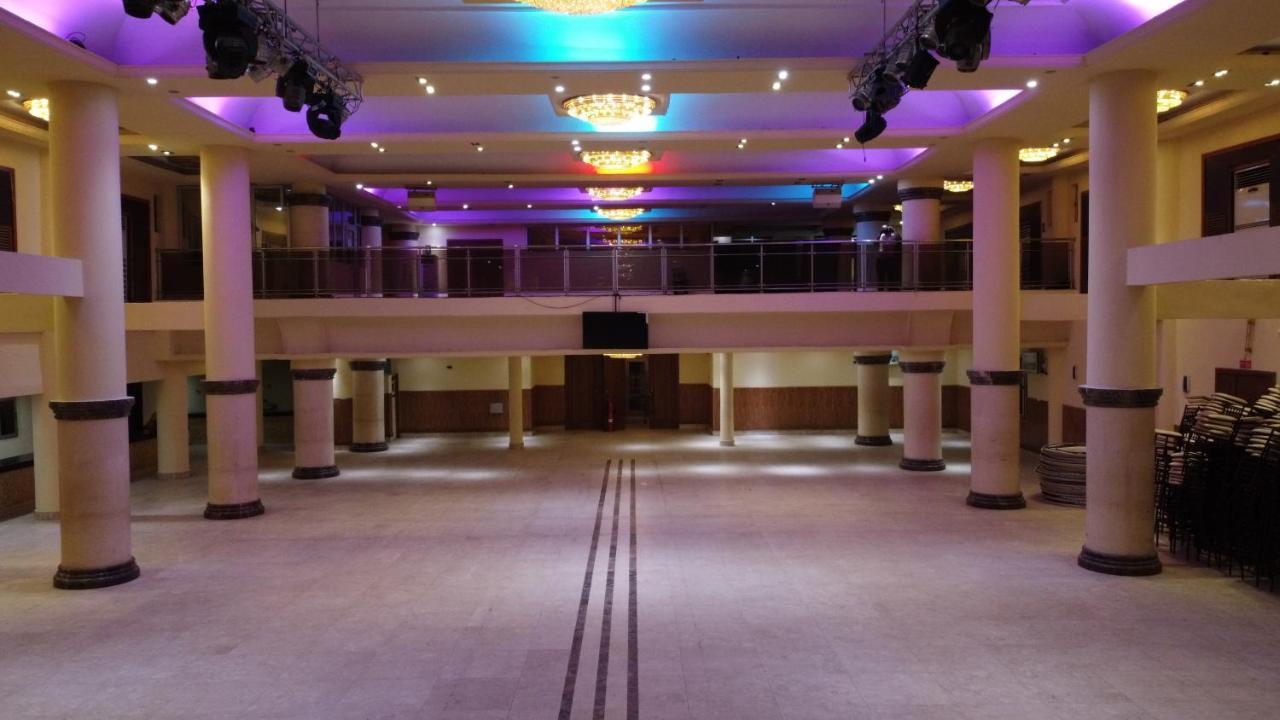 Caesar'S Luxury Hotel Lekki Esterno foto