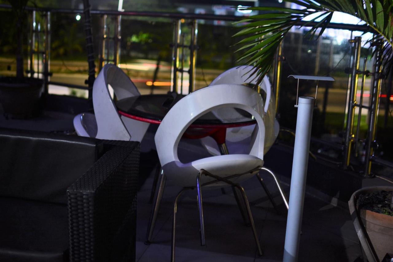 Caesar'S Luxury Hotel Lekki Esterno foto