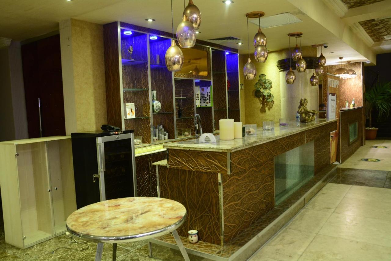 Caesar'S Luxury Hotel Lekki Esterno foto