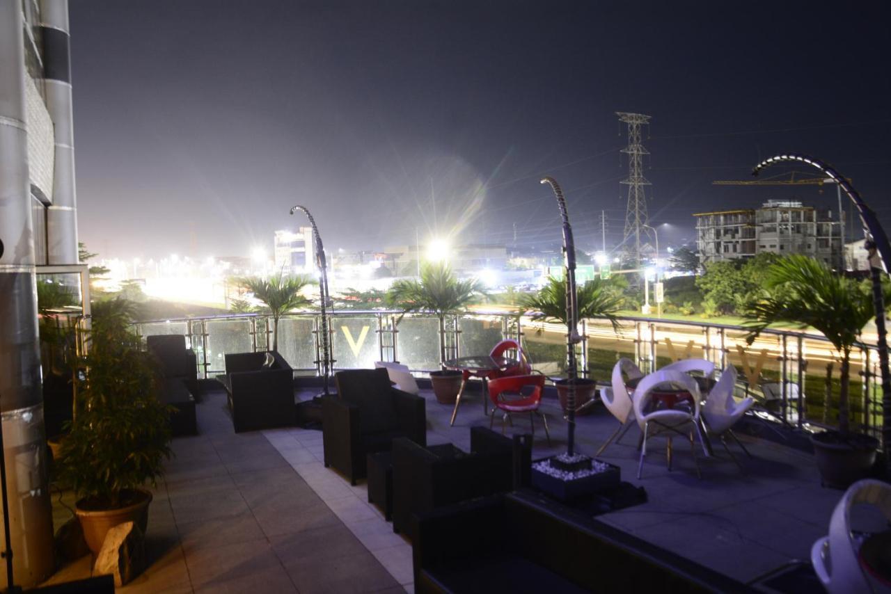 Caesar'S Luxury Hotel Lekki Esterno foto
