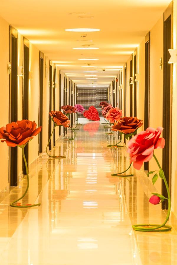 Caesar'S Luxury Hotel Lekki Esterno foto